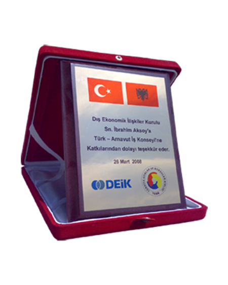 Kırmızı Kutulu Plaket - ASP08